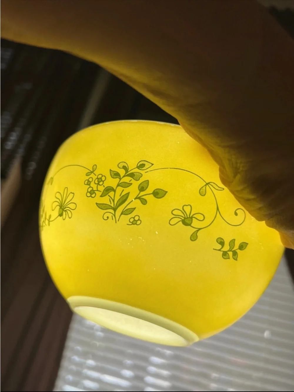 Pyrex Vintage Nesting Mixing Bowls - Set of 4